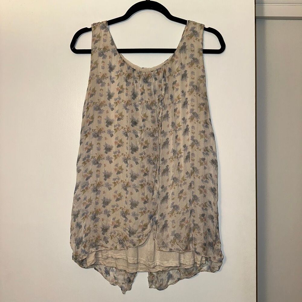 Bellambia Women’s Medium 100% Silk Drape Open Back Tank Top Cream Floral GUC